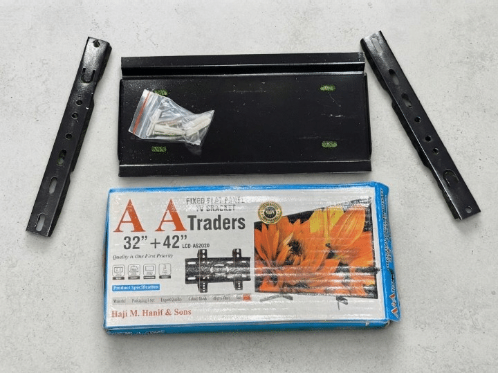 AA Traders Tv Wall Mount Bracket 32 To 42 Inch Heavy Duty Led Lcd Tv Stand With Bubble Level And Complete Fitting Kit - Image 2