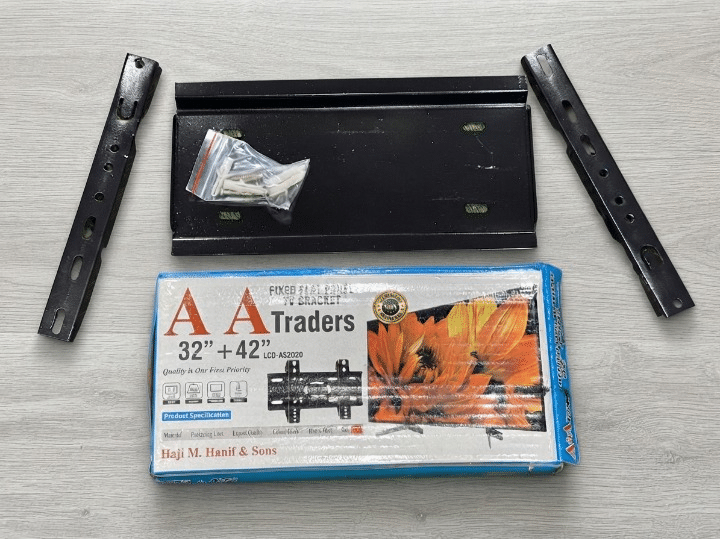 AA Traders Tv Wall Mount Bracket 32 To 42 Inch Heavy Duty Led Lcd Tv Stand With Bubble Level And Complete Fitting Kit - Image 3