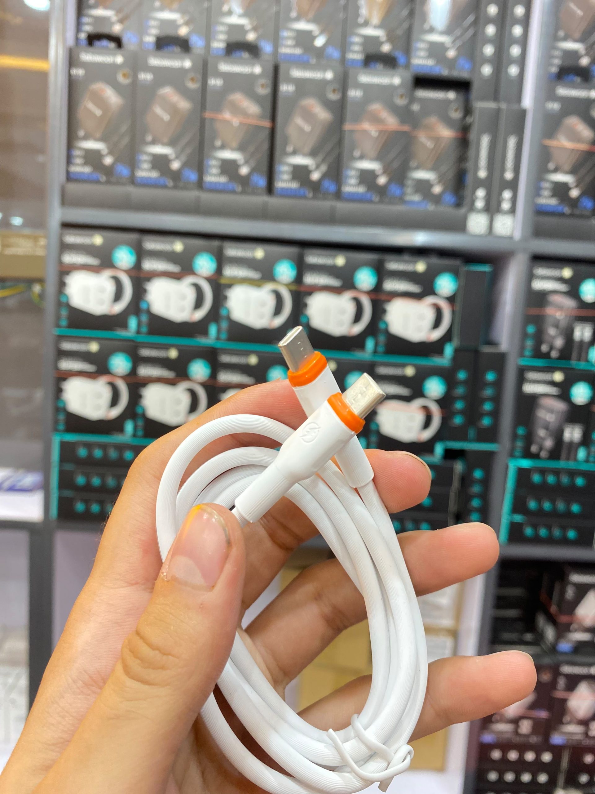 Sabawoon S127 GaN 70W Super Fast Charger With High Speed Charging Support And Durable Build For Smartphones - Image 3
