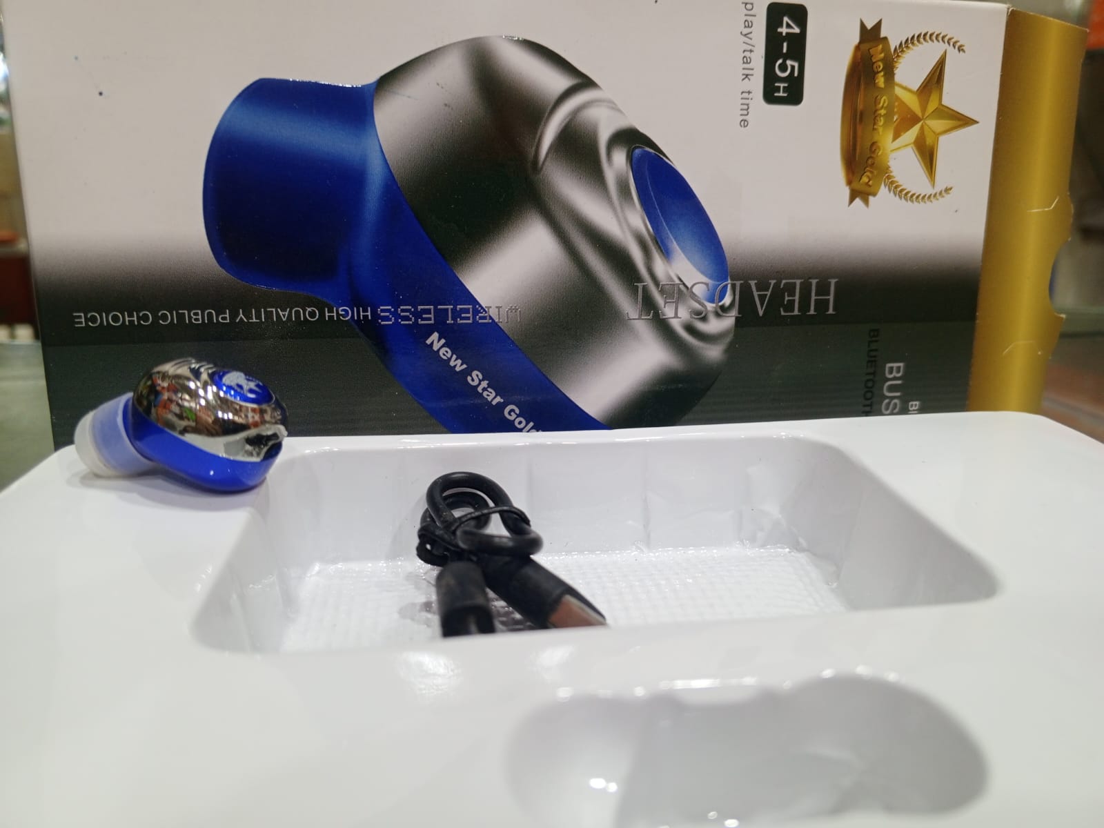 High Quality M16 Mini Bluetooth Earbud Crystal Clear Sound Anywhere Compact Stylish Wireless Headset - Image 6