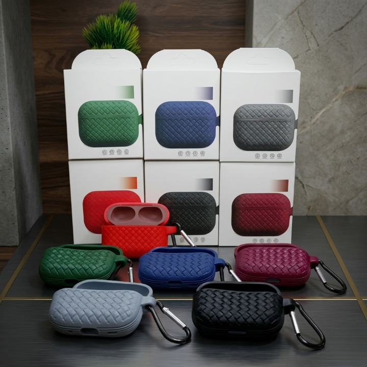 Silicone Case for AirPods Pro / Pro 2 - High Quality Protective Cover - Random Color - Image 3